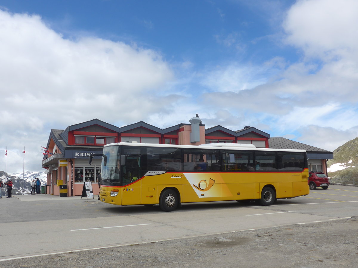 (218'091) - PostAuto Bern - Nr. 70/BE 653'387 - Setra am 21. Juni 2020 in Nufenen, Passh�he
