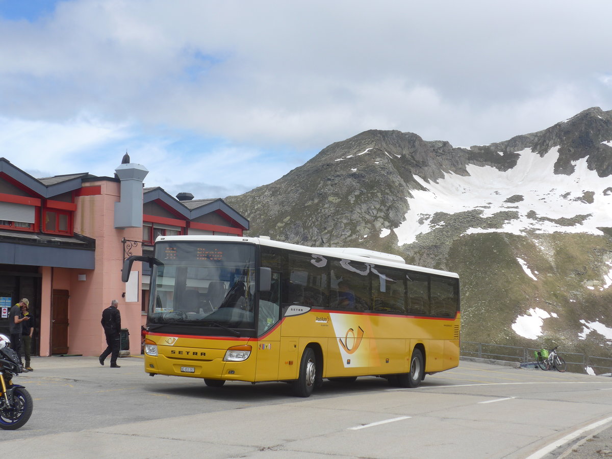 (218'092) - PostAuto Bern - Nr. 70/BE 653'387 - Setra am 21. Juni 2020 in Nufenen, Passh�he