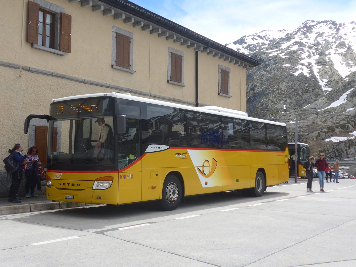 (218'114) - PostAuto Bern - Nr. 70/BE 653'387 - Setra am 21. Juni 2020 in Gotthard, Passh�he