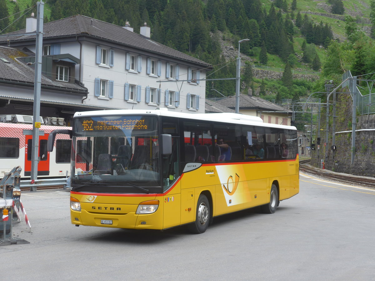 (218'131) - PostAuto Bern - Nr. 70/BE 653'387 - Setra am 21. Juni 2020 beim Bahnhof G�schenen