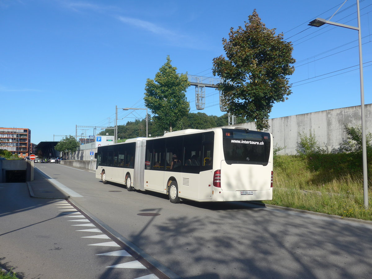 (218'431) - Intertours, Domdidier - Nr. 211/FR 300'481 - Mercedes (ex STI Thun Nr. 135) am 4. Juli 2020 beim Bahnhof Bern Br�nnen Westside