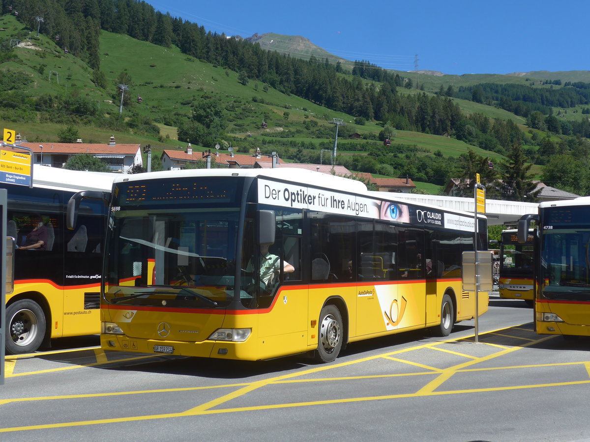(218'473) - PostAuto Graub�nden - GR 159'234 - Mercedes am 5. Juli 2020 beim Bahnhof Scuol-Tarasp