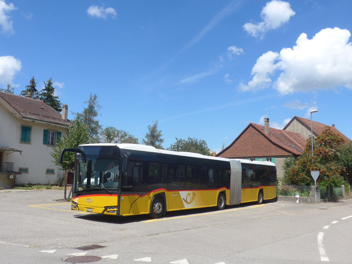 (219'006) - CarPostal Ouest - VD 267'845 - Solaris am 25. Juli 2020 in S�deilles, Village