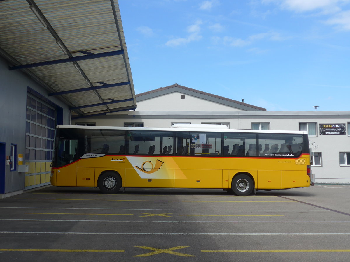 (219'106) - PostAuto Graub�nden - GR 179'704 - Setra am 26. Juli 2020 in Sirnach, Die Post