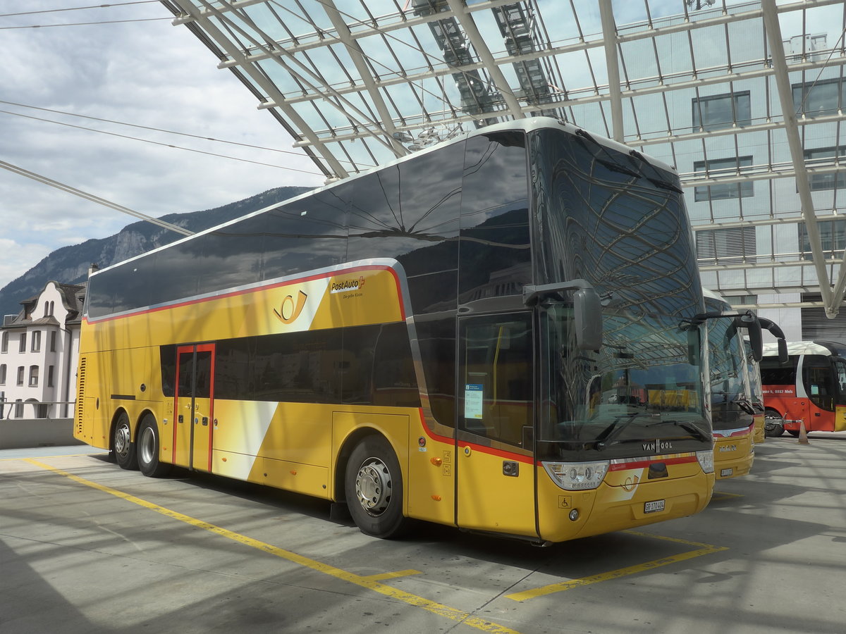 (219'800) - PostAuto Graub�nden - GR 170'404 - Van Hool am 16. August 2020 in Chur, Postautostation
