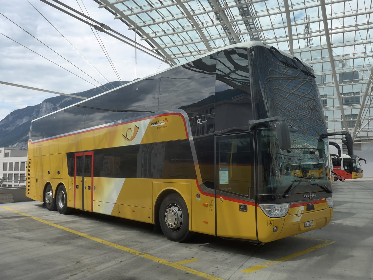 (219'802) - PostAuto Graub�nden - GR 170'403 - Van Hool am 16. August 2020 in Chur, Postautostation