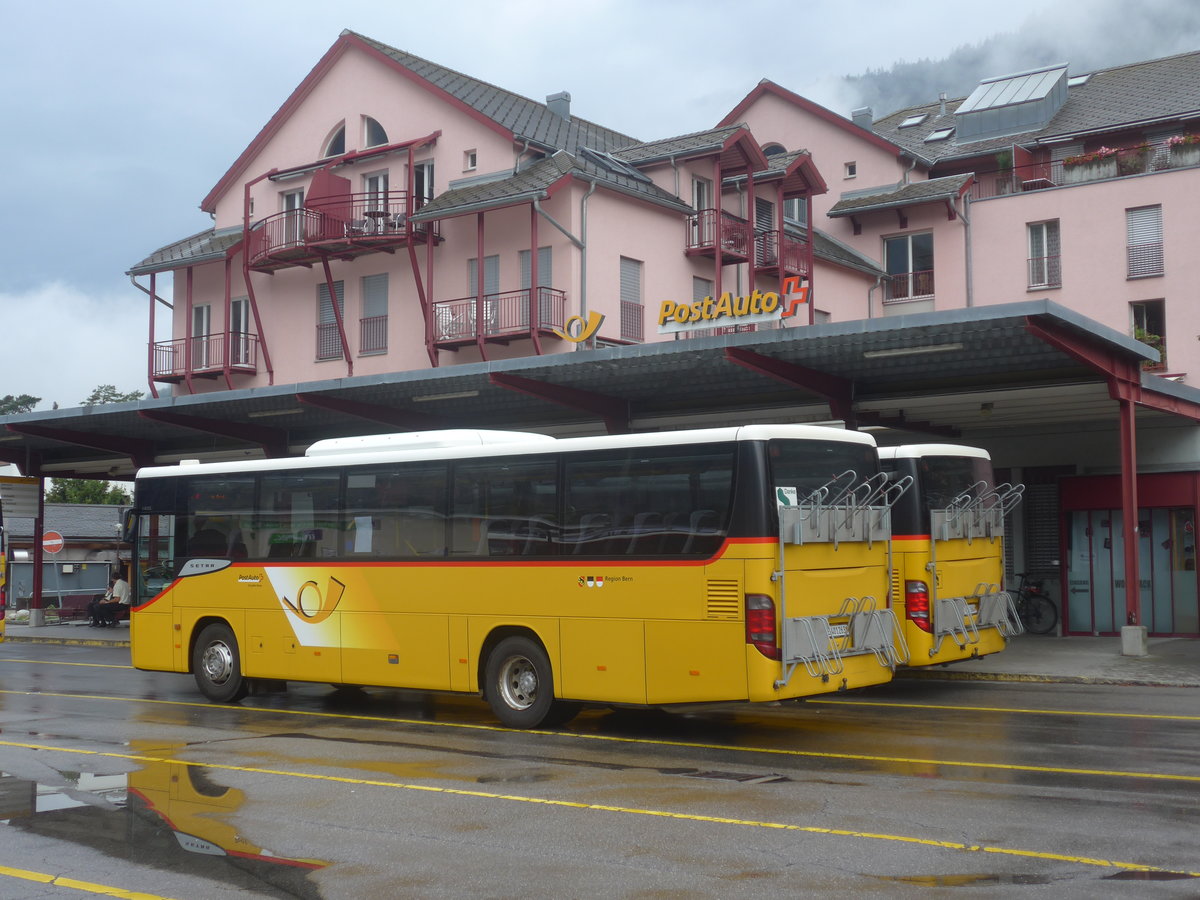 (219'877) - PostAuto Bern - BE 401'263 - Setra (ex AVG Meiringen Nr. 63) am 22. August 2020 in Meiringen, Postautostation