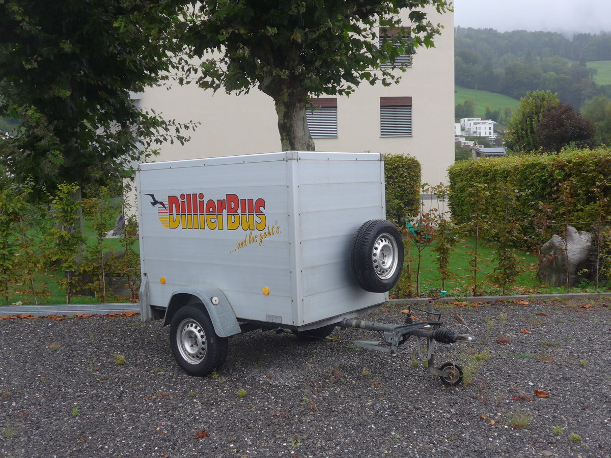 (220'179) - Dillier, Sarnen - OW 10'921 - BPW Gep�ckanh�nger am 29. August 2020 in Sarnen, Postgarage