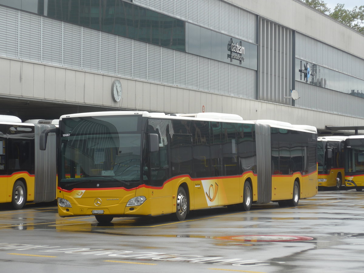(220'338) - PostAuto Bern - Nr. 633/BE 734'633 - Mercedes am 30. August 2020 in Bern, Postautostation