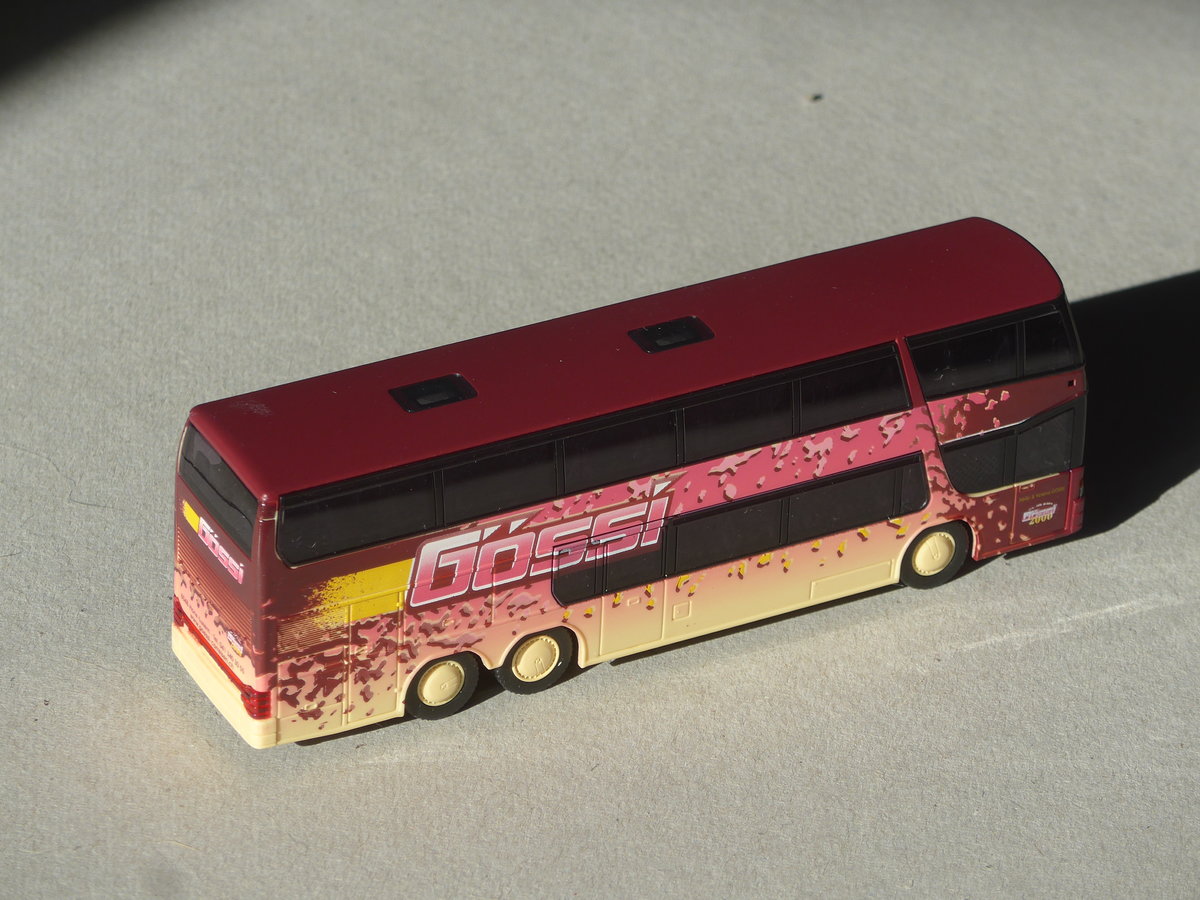 (220'457) - G�ssi, Horw - Setra am 5. September 2020 in Thun (Modell)