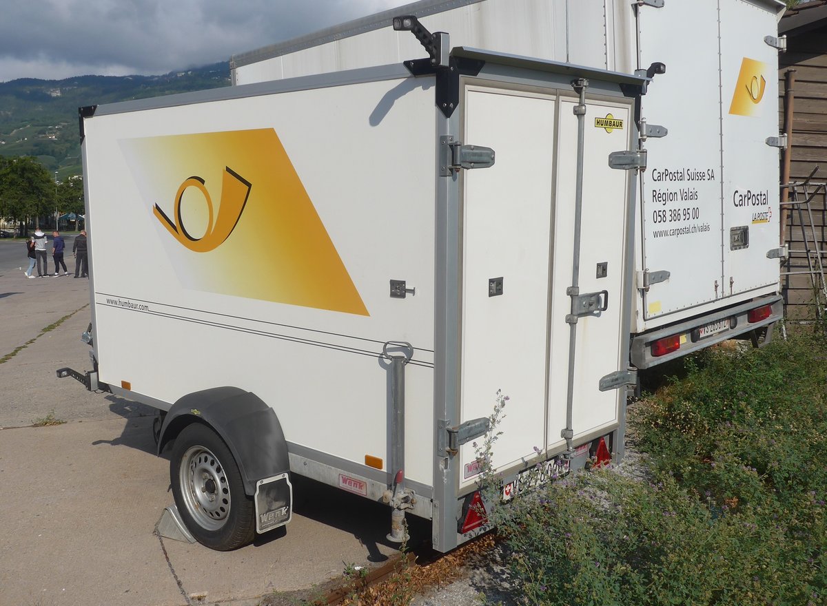 (220'465) - PostAuto Wallis - VS 278'090 - Humbaur Gep�ckanh�nger am 6. September 2020 in Sierre, Garage TSAR