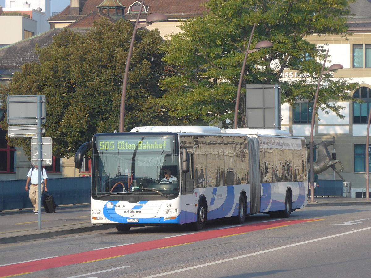 (220'705) - BOGG Wangen b.O. - Nr. 54/SO 130'571 - MAN am 13. September 2020 in Olten, Bahnhofbr�cke