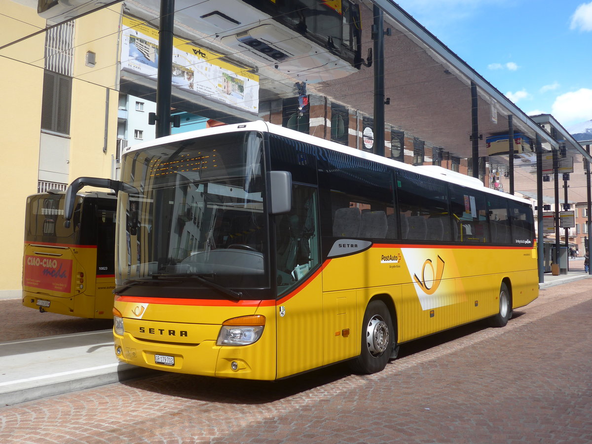 (221'460) - PostAuto Graub�nden - GR 179'702 - Setra am 26. September 2020 beim Bahnhof Bellinzona