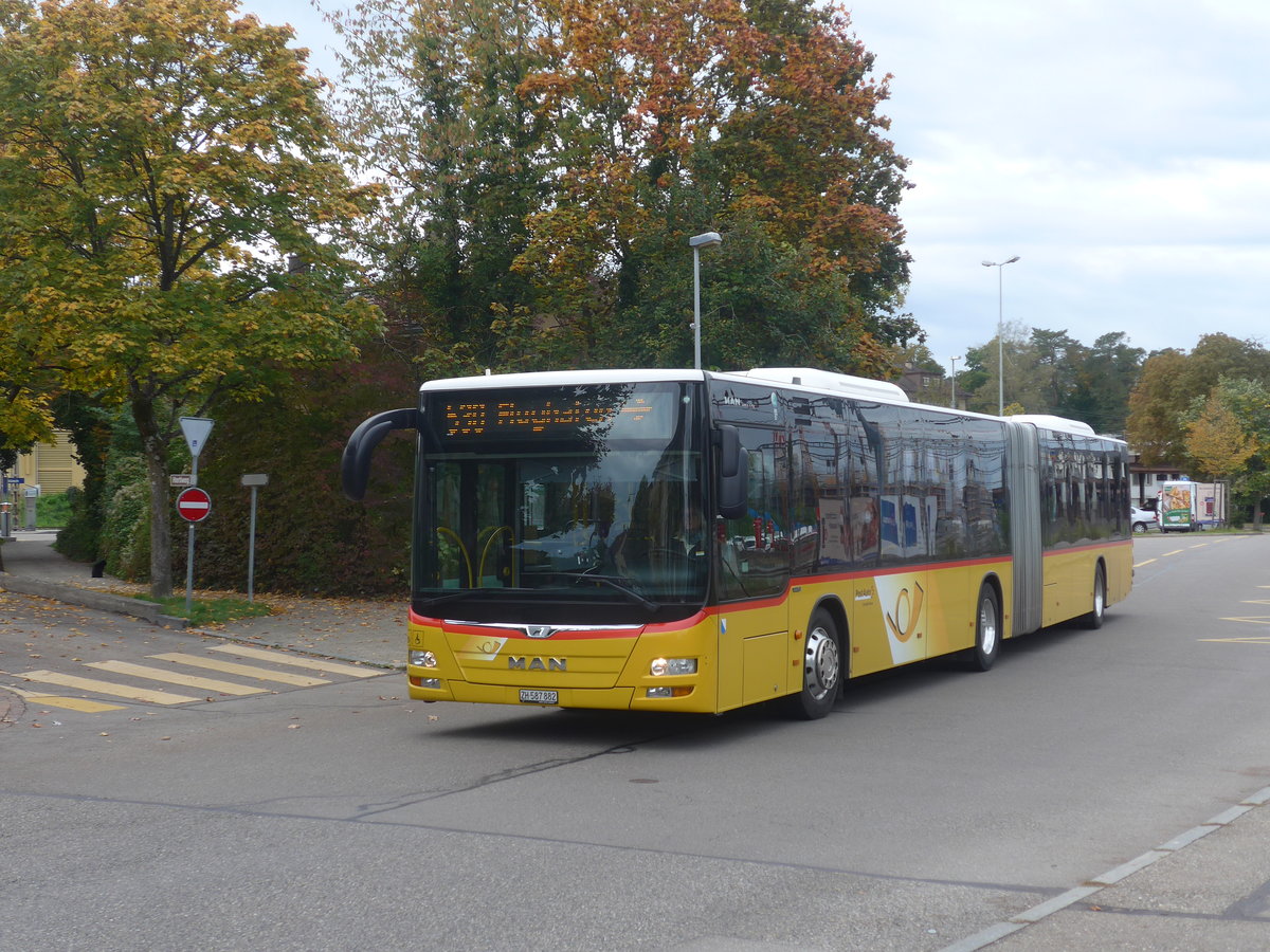 (221'758) - PostAuto Z�rich - Nr. 315/ZH 587'882 - MAN am 11. Oktober 2020 beim Bahnhof B�lach