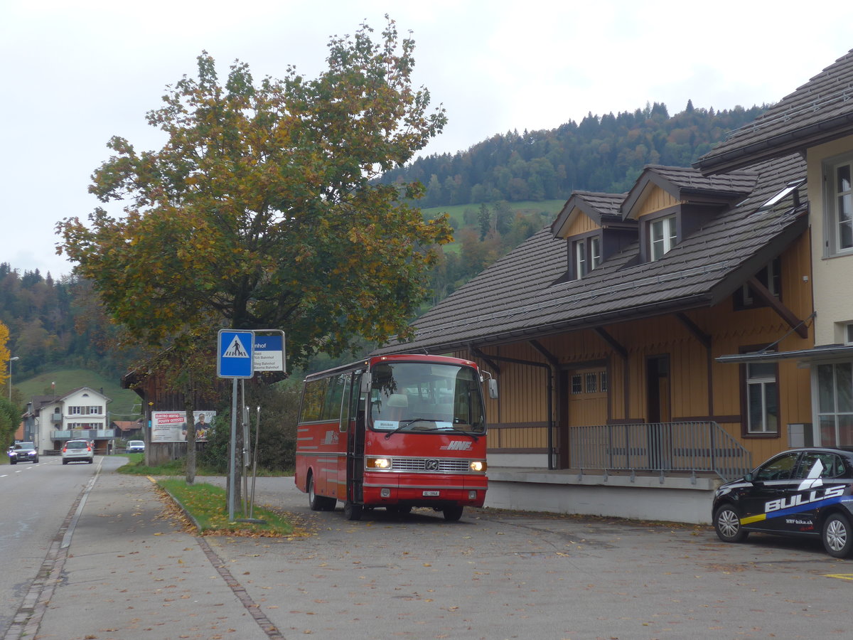 (221'887) - Biegger, Uster - Nr. 31/GL 1946 - Setra (ex AFA Adelboden Nr. 31; ex AFA Adelboden Nr. 10; ex Fr�hlich, Z�rich) am 12. Oktober 2020 beim Bahnhof Gibswil