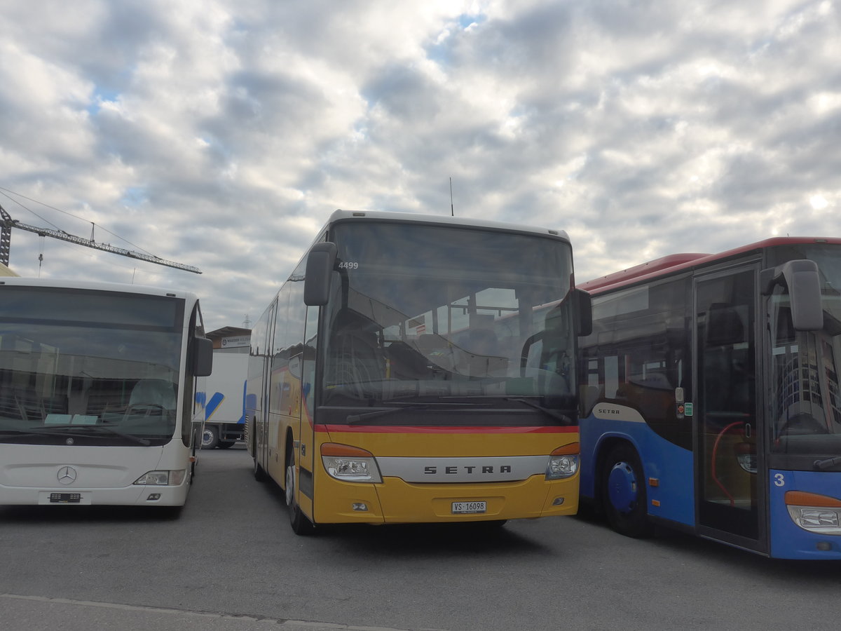 (222'062) - Ev�quoz, Erde - VS 16'098 - Setra am 18. Oktober 2020 in Kerzers, Interbus