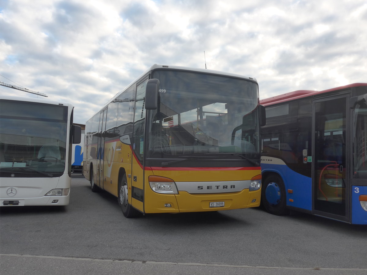 (222'063) - Ev�quoz, Erde - VS 16'098 - Setra am 18. Oktober 2020 in Kerzers, Interbus