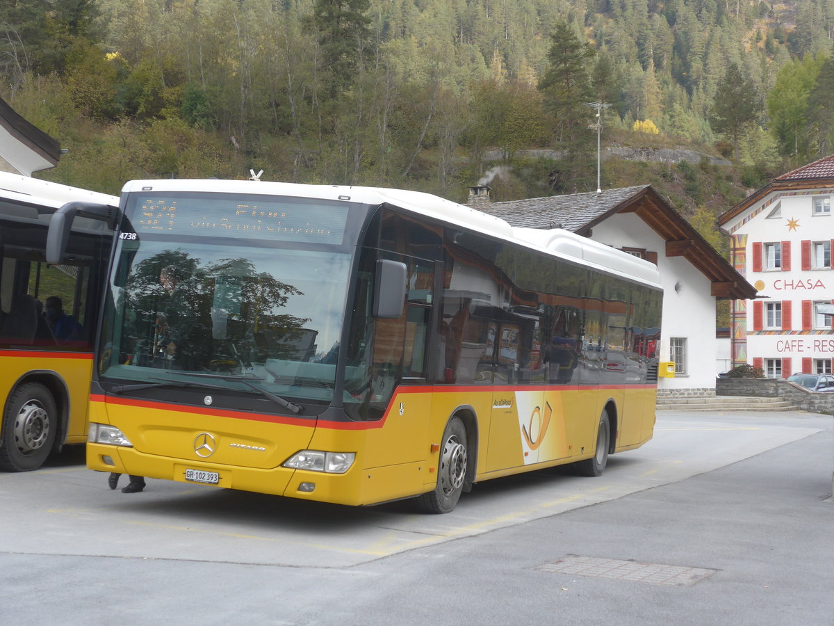 (222'139) - PostAuto Graub�nden - GR 102'393 - Mercedes am 20. Oktober 2020 in Martina, Cunfin