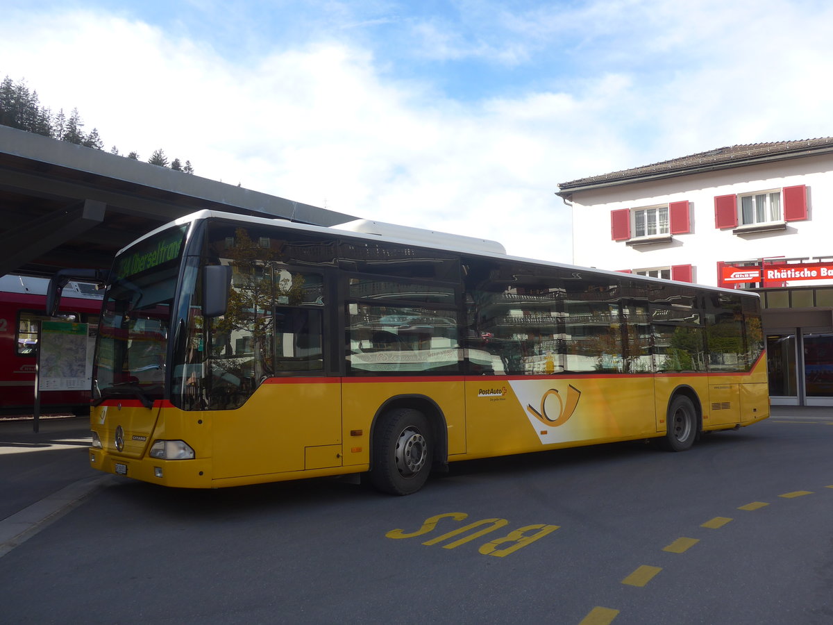 (222'165) - PostAuto Graub�nden - GR 168'850 - Mercedes (ex D�nser, Trimmis; ex Luk, Gr�sch; ex PostAuto Graub�nden GR 102'365) am 20. Oktober 2020 beim Bahnhof Klosters