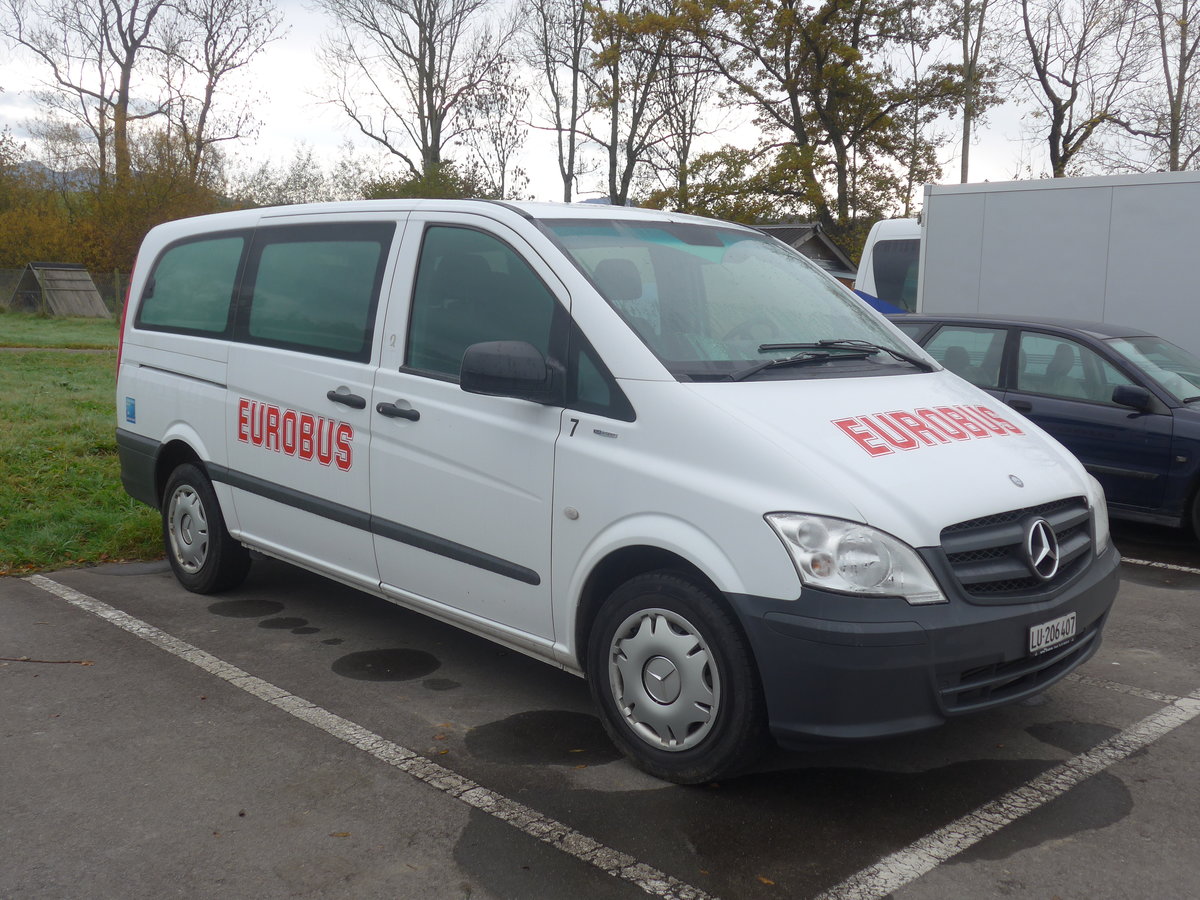 (222'753) - H�fliger, Sursee - Nr. 7/LU 206'407 - Mercedes am 1. November 2020 in Ruswil, Garage ARAG