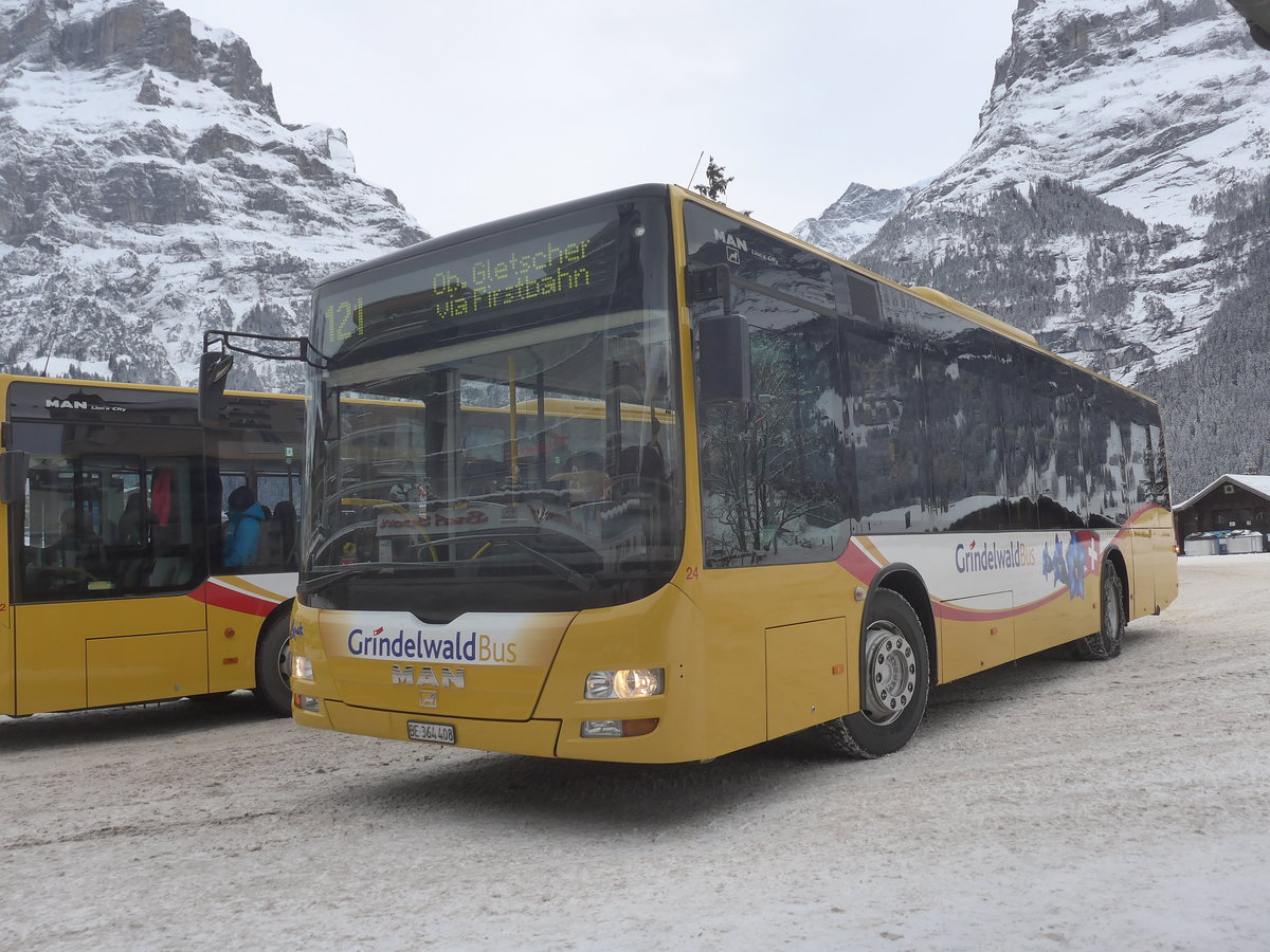 (223'155) - Grindelwaldbus, Grindelwald - Nr. 24/BE 364'408 - MAN/G�ppel am 27. Dezember 2020 beim Bahnhof Grindelwald