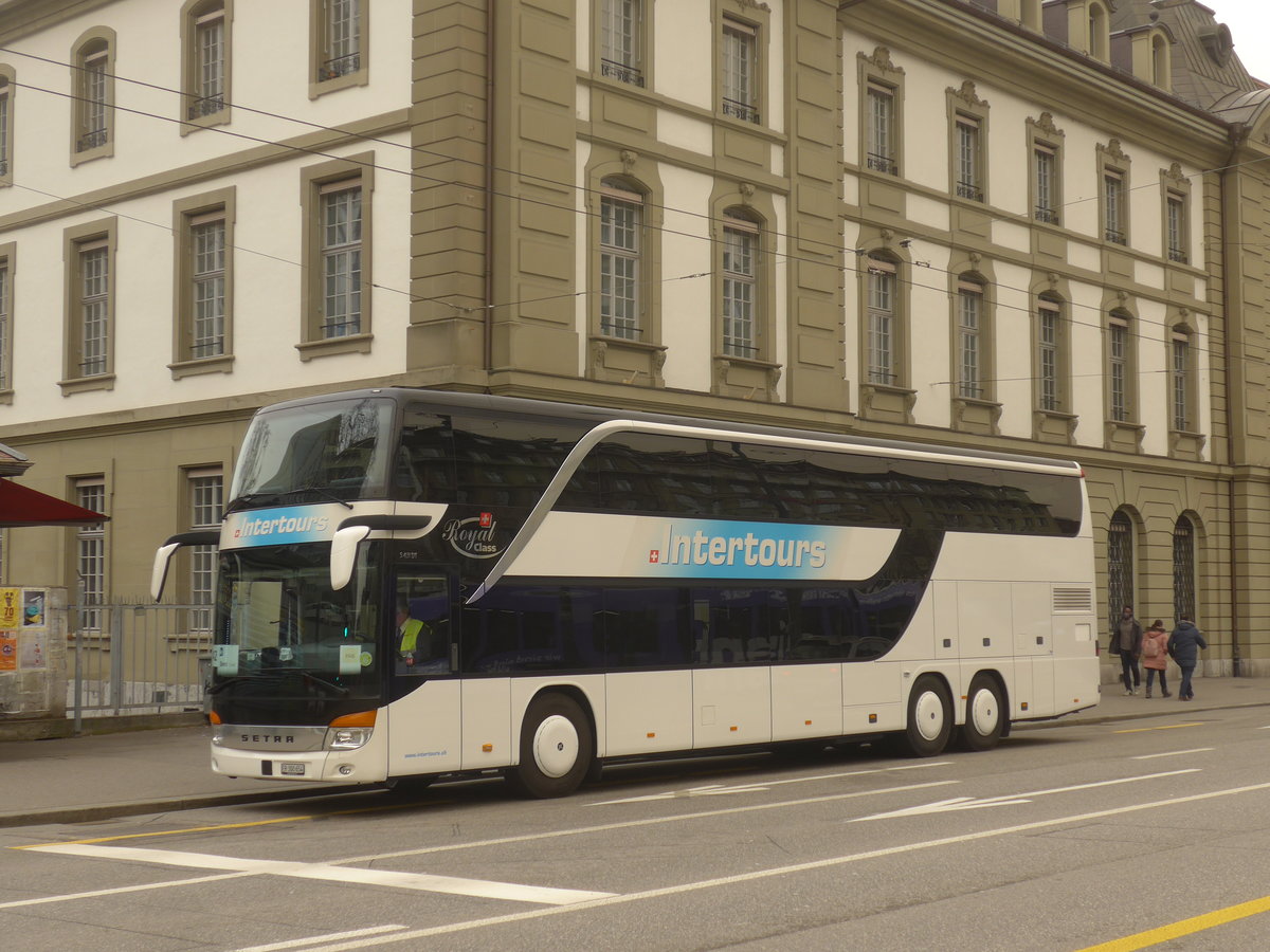 (223'389) - Intertours, Domdidier - FR 300'654 - Setra am 6. Februar 2021 beim Bahnhof Bern