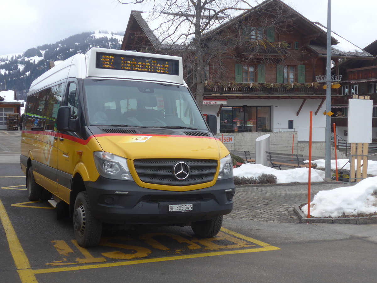 (223'456) - K�bli, Gstaad - BE 305'545 - Mercedes am 7. Februar 2021 beim Bahnhof Gstaad