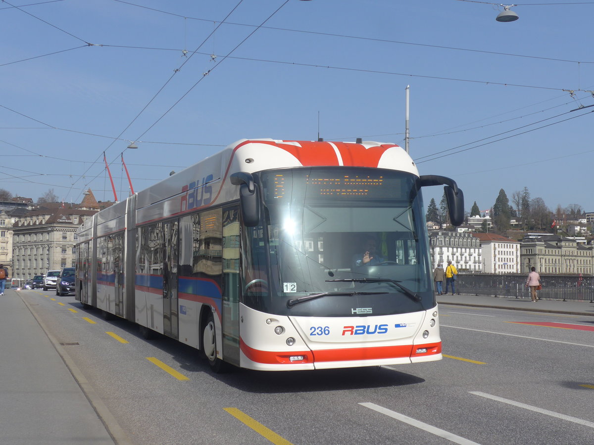 (223'792) - VBL Luzern - Nr. 236 - Hess/Hess Doppelgelenktrolleybus am 26. Februar 2021 in Luzern, Bahnhofbr�cke