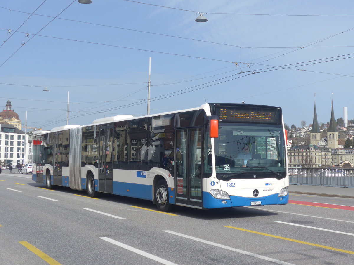 (223'811) - VBL Luzern - Nr. 182/LU 241'195 - Mercedes am 26. Februar 2021 in Luzern, Bahnhofbr�cke