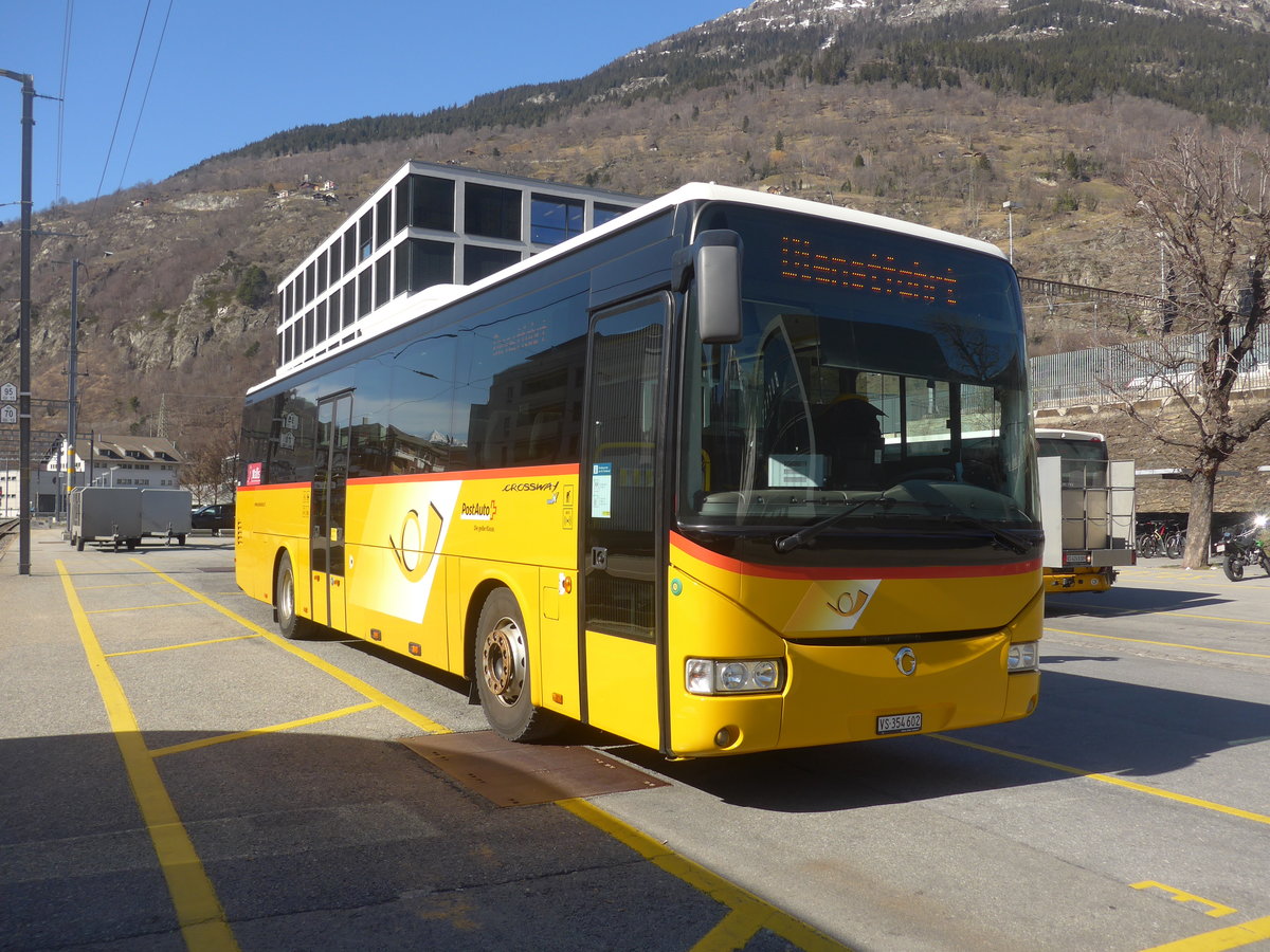 (223'901) - PostAuto Wallis - VS 354'602 - Irisbus am 2. M�rz 2021 beim Bahnhof Brig