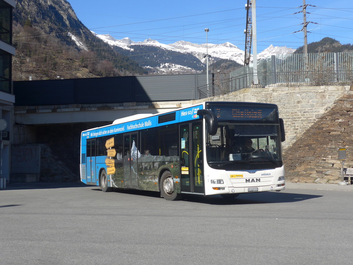 (223'916) - PostAuto Wallis - VS 449'117 - MAN am 2. M�rz 2021 beim Bahnhof Brig