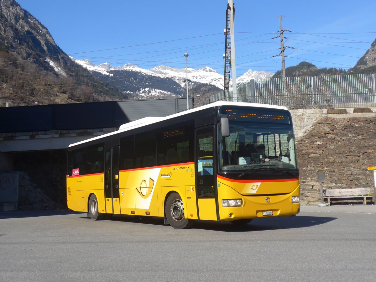(223'918) - PostAuto Wallis - VS 372'650 - Irisbus am 2. M�rz 2021 beim Bahnhof Brig