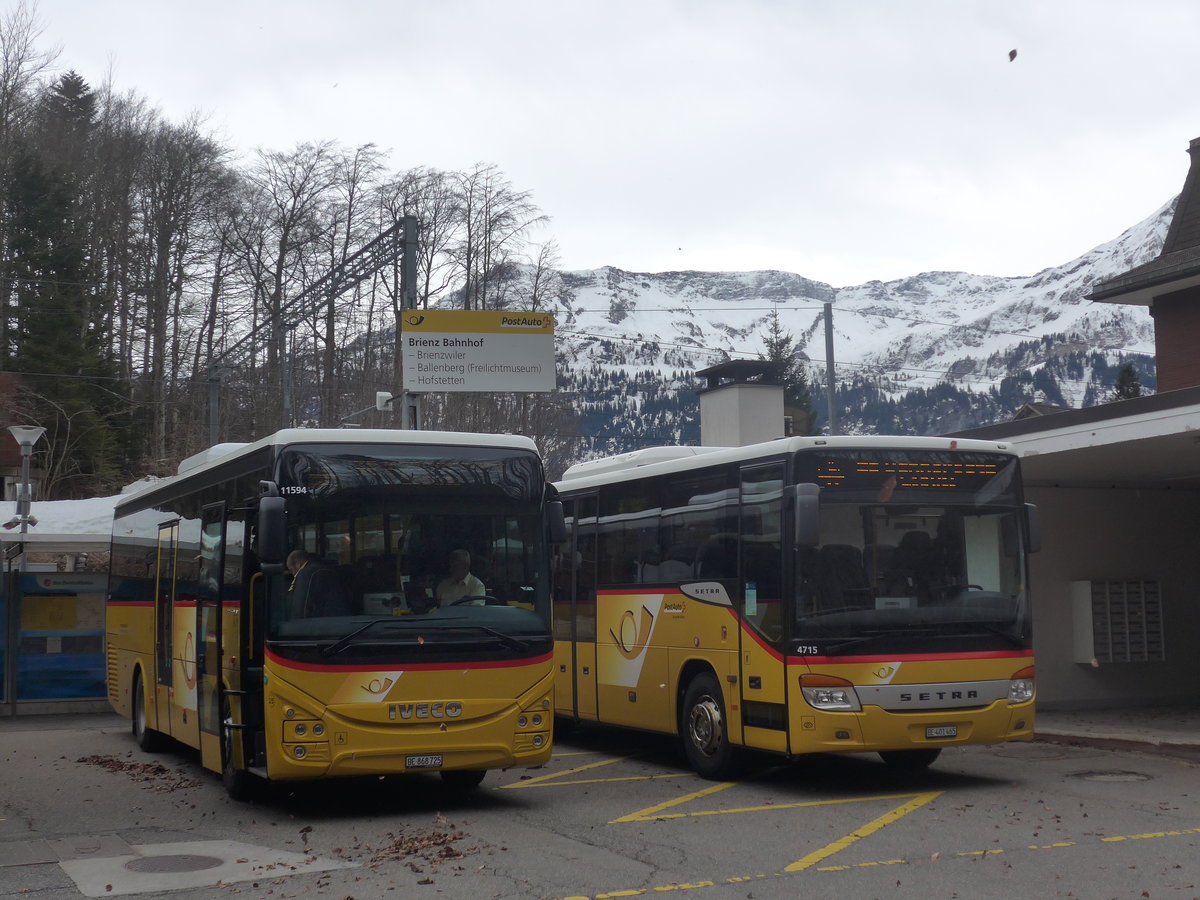 (224'093) - Fl�ck, Brienz - Nr. 25/BE 868'725 - Iveco am 13. M�rz 2021 auf dem Br�nigpass