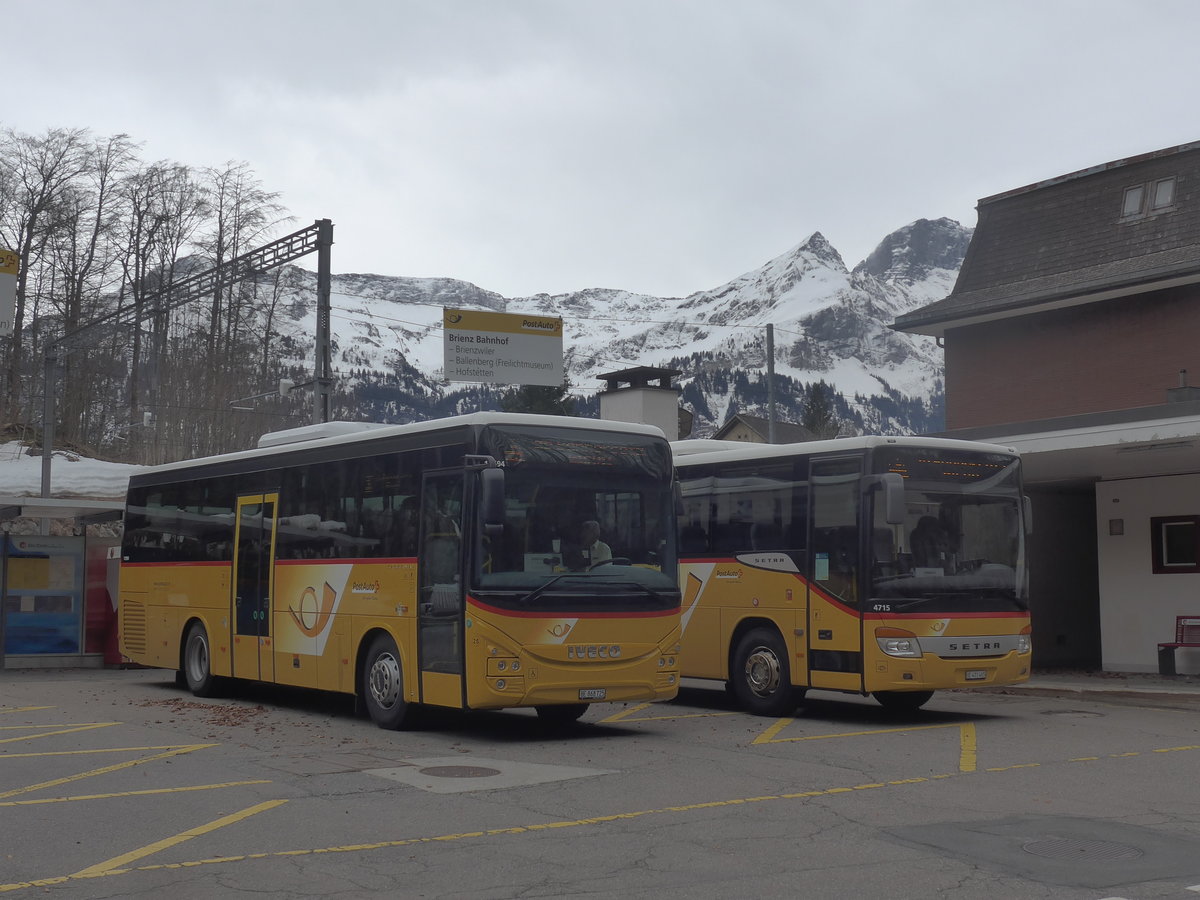 (224'098) - Fl�ck, Brienz - Nr. 25/BE 868'725 - Iveco am 13. M�rz 2021 auf dem Br�nigpass