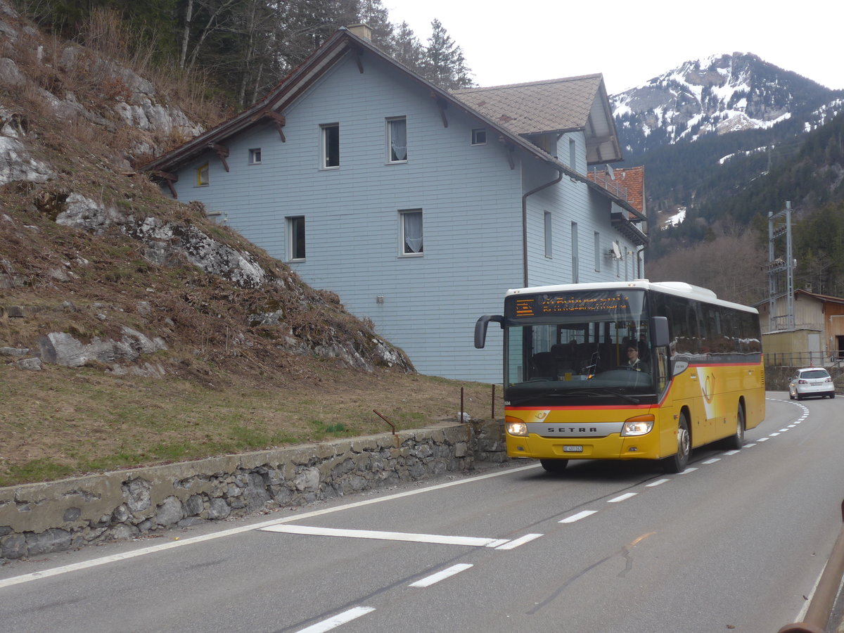 (224'121) - PostAuto Bern - BE 401'263 - Setra (ex AVG Meiringen Nr. 63) am 13. M�rz 2021 auf dem Br�nigpass