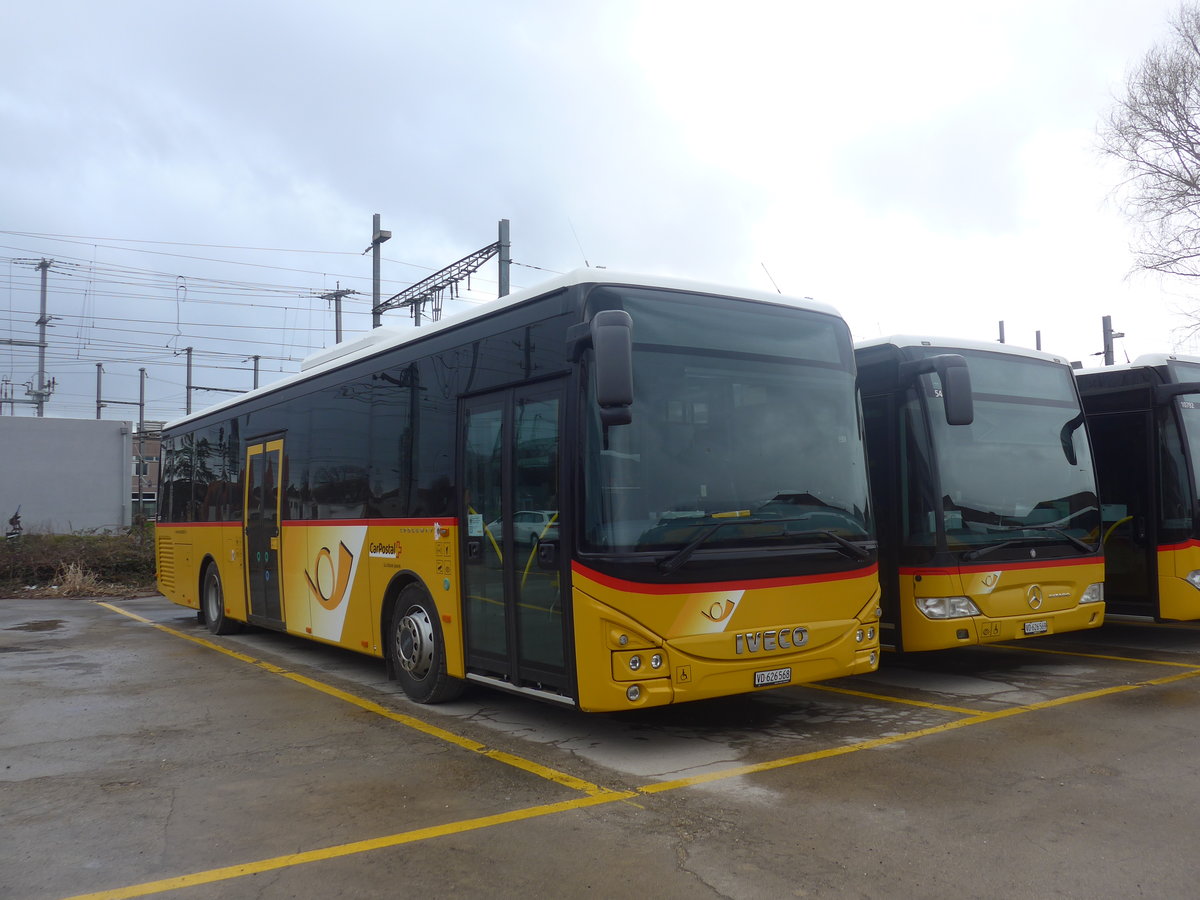 (224'185) - CarPostal Ouest - VD 626'568 - Iveco am 14. M�rz 2021 in Yverdon, Garage