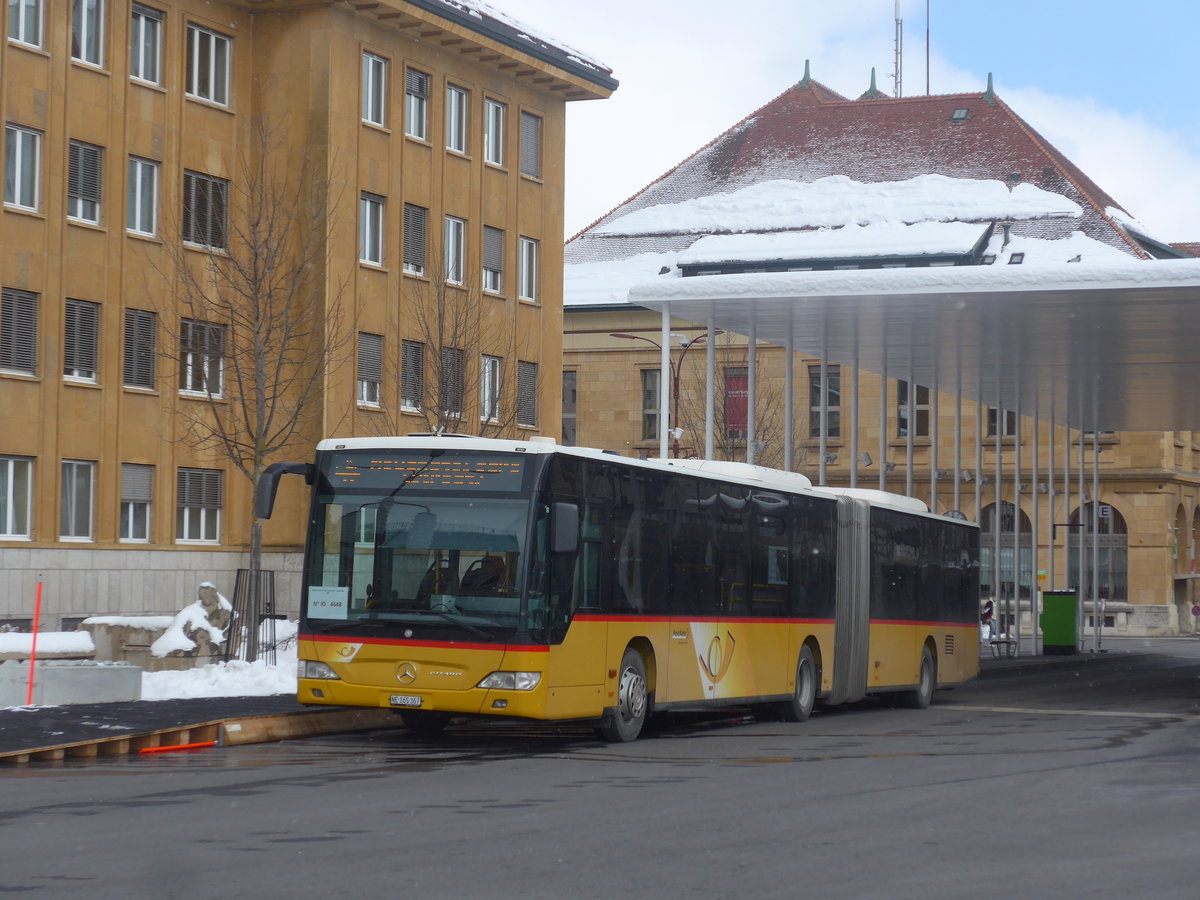 (224'271) - PostAuto Bern - Nr. 689/NE 165'367 - Mercedes (ex BE 834'689; ex H�fliger, Sursee Nr. 7) am 20. M�rz 2021 beim Bahnhof La Chaux-de-Fonds (Einsatz CarPostal)