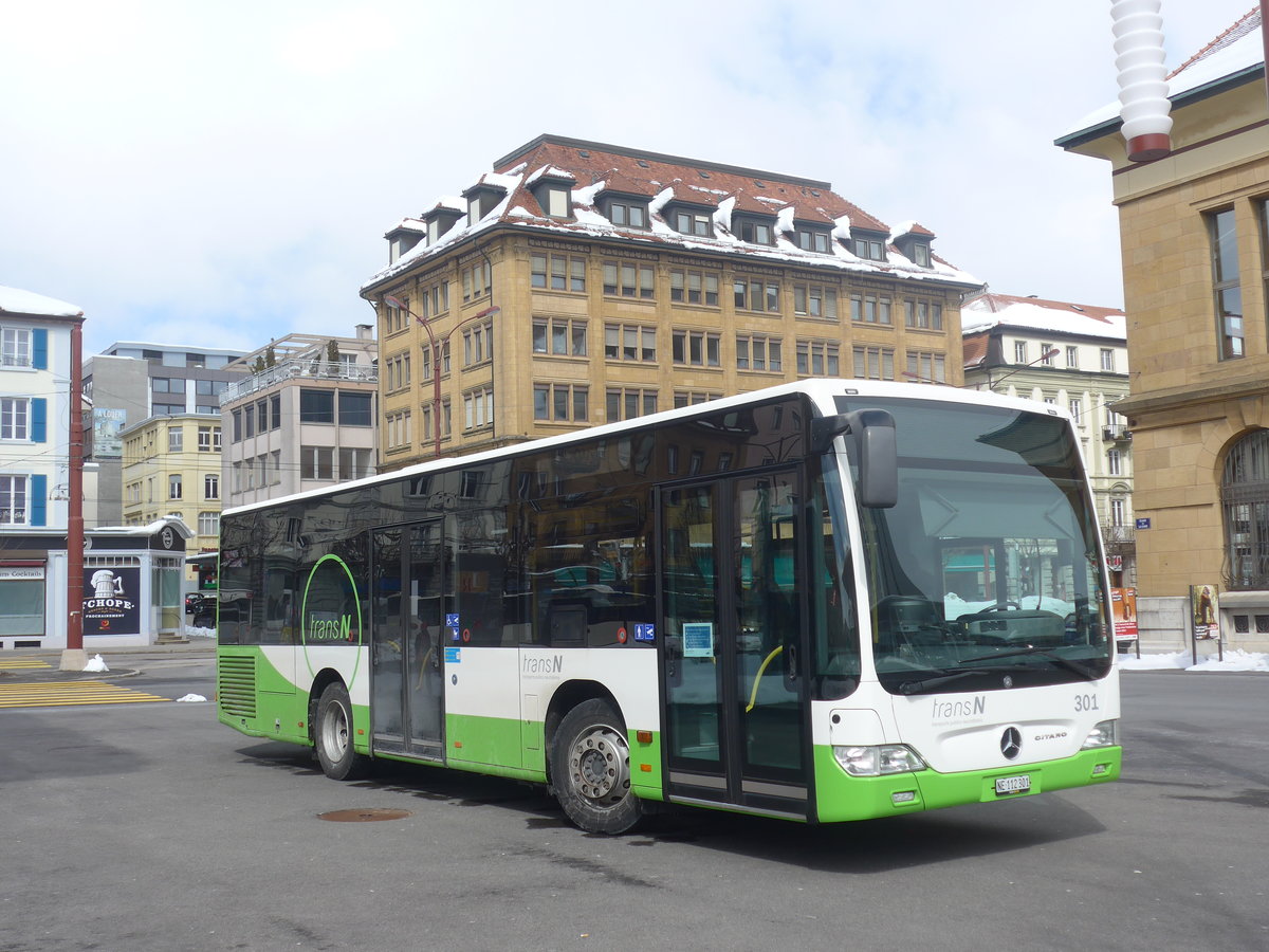 (224'288) - transN, La Chaux-de-Fonds - Nr. 301/NE 112'301 - Mercedes (ex TRN La Chaux-de-Fonds Nr. 301) am 20. M�rz 2021 beim Bahnhof La Chaux-de-Fonds