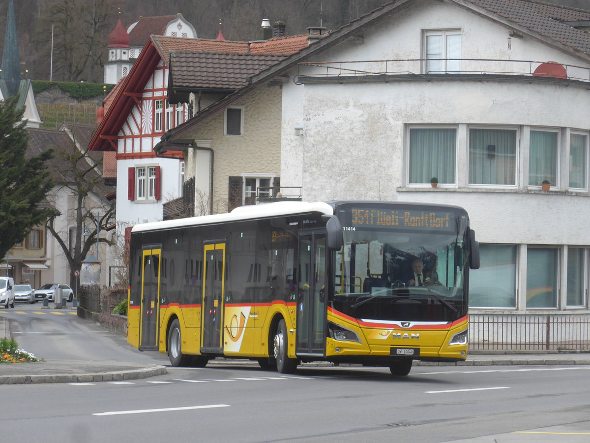 (224'357) - PostAuto Zentralschweiz - Nr. 7/OW 10'040 - MAN am 27. M�rz 2021 beim Bahnhof Sarnen (1. Einsatztag!)