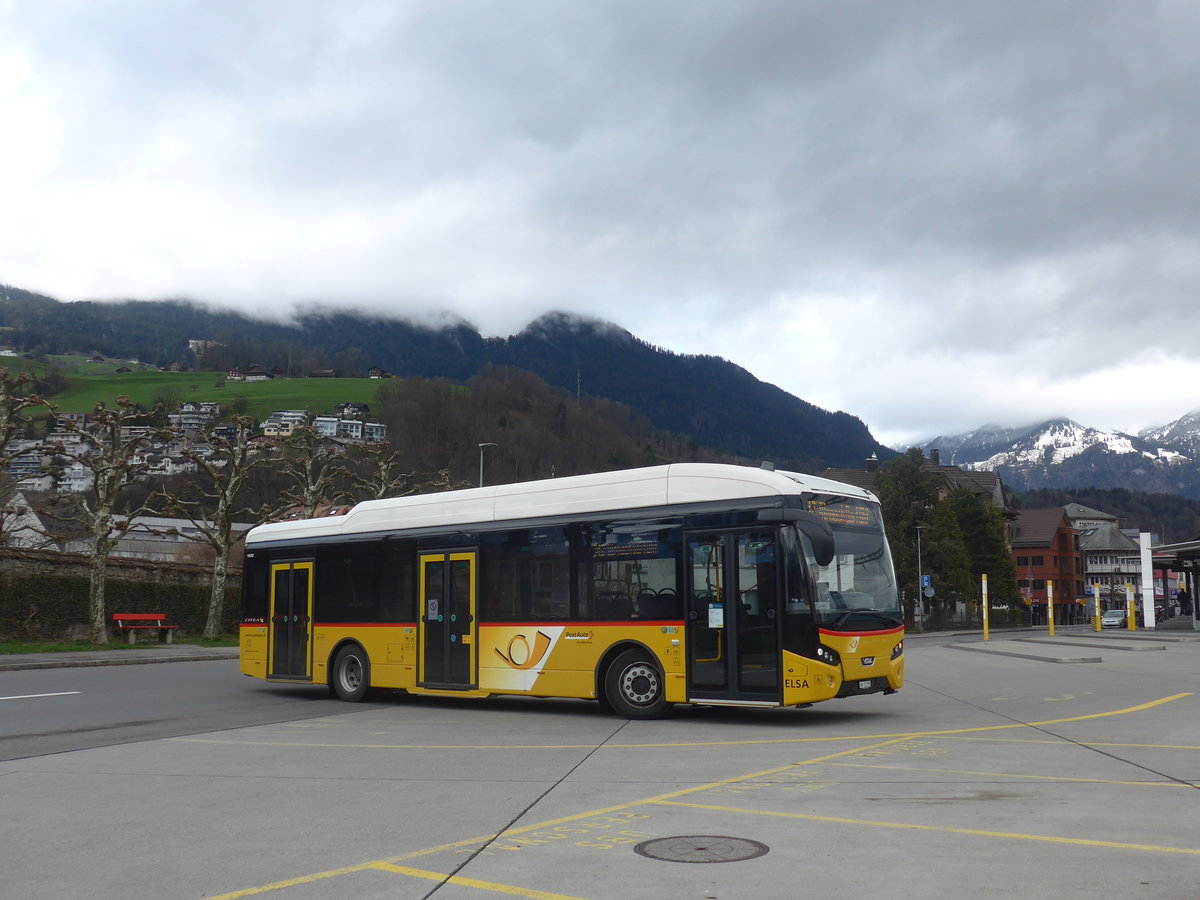 (224'366) - PostAuto Zentralschweiz - Nr. 14/OW 22'255 - VDL am 27. M�rz 2021 beim Bahnhof Sarnen