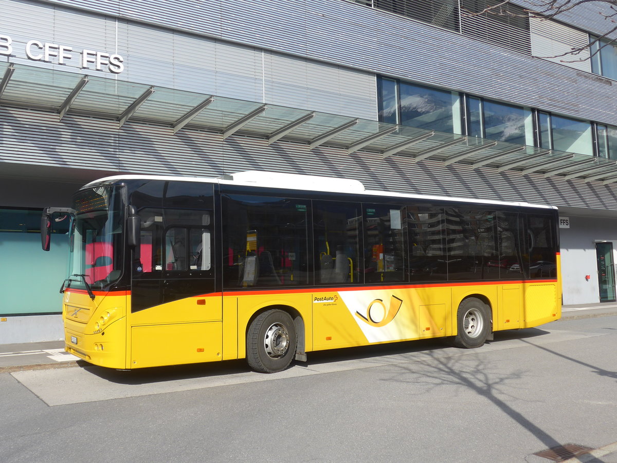 (224'482) - PostAuto Graub�nden - GR 159'208 - Volvo am 28. M�rz 2021 beim Bahnhof Landquart