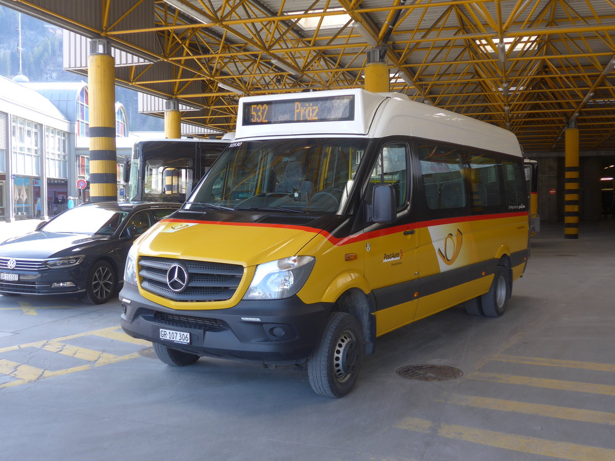 (224'522) - PostAuto Graub�nden - GR 107'306 - Mercedes am 28. M�rz 2021 in Thusis, Postautostation