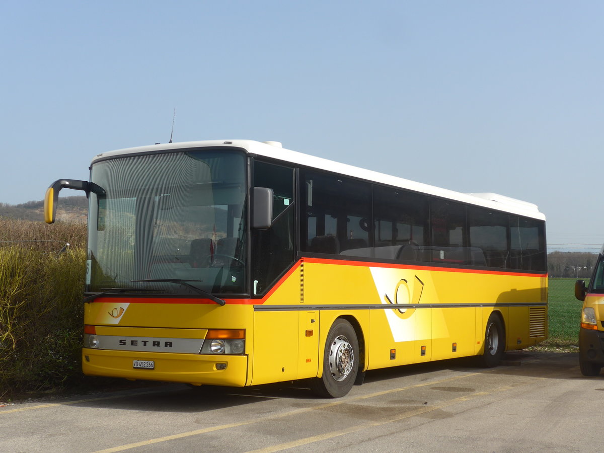 (224'663) - CarPostal Ouest - VD 452'266 - Setra (ex Schnider, Sch�pfheim) am 2. April 2021 in Daillens, Planzer