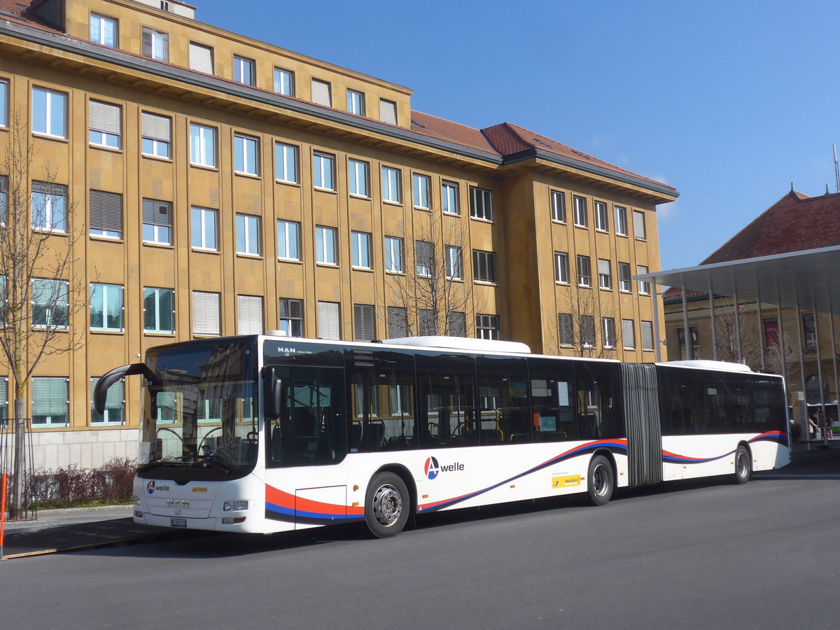 (225'013) - PostAuto Nordschweiz - NE 165'372 - MAN (ex AG 271'190) am 17. April 2021 beim Bahnhof La Chaux-de-Fonds (Einsatz CarPostal)