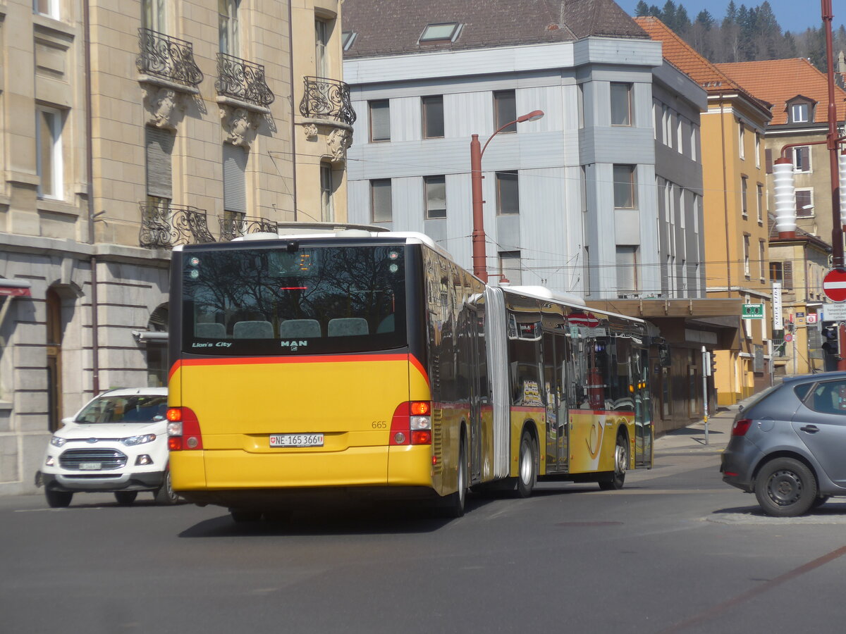 (225'039) - PostAuto Bern - Nr. 665/NE 165'366 - MAN (ex BE 656'302) am 17. April 2021 beim Bahnhof La Chaux-de-Fonds (Einsatz CarPostal)