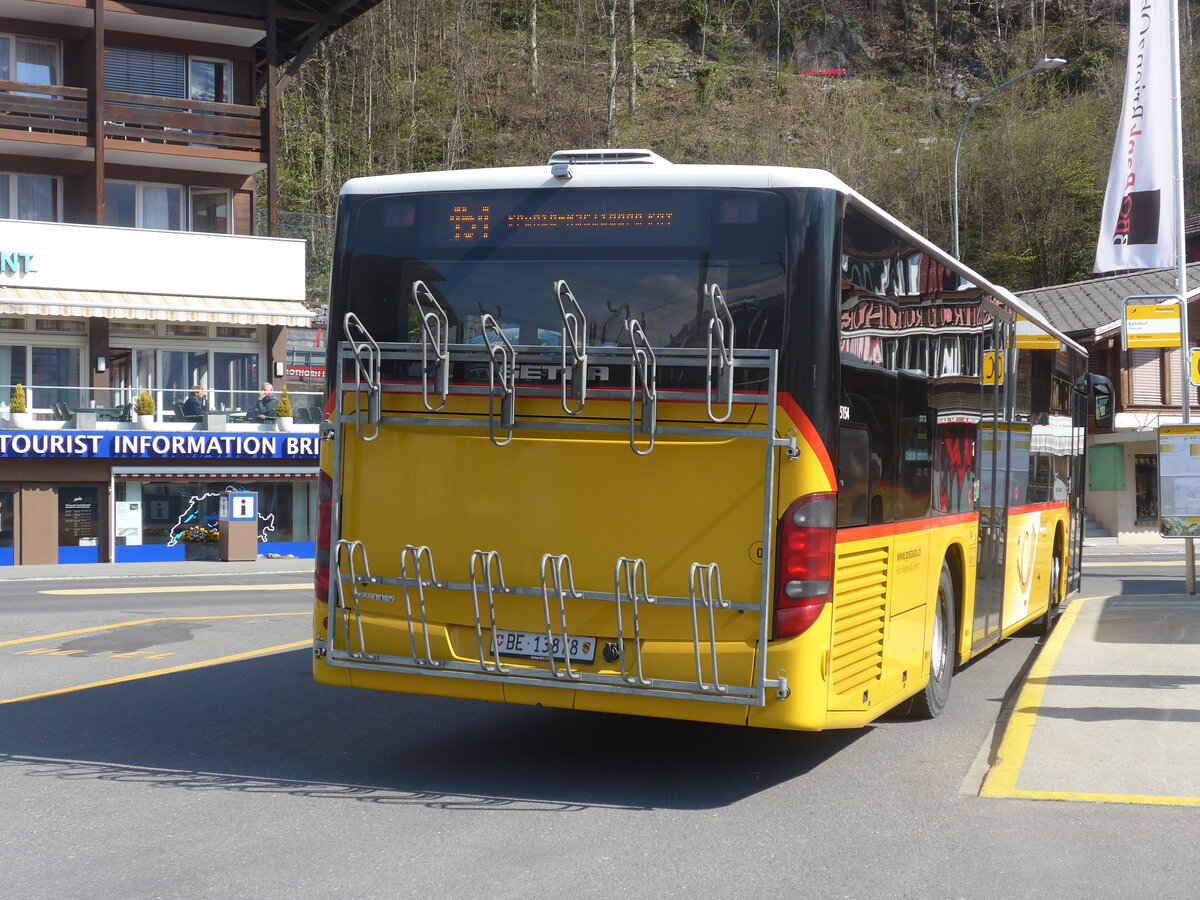 (225'196) - Fl�ck, Brienz - Nr. 0/BE 13'878 - Setra am 21. April 2021 beim Bahnhof Brienz