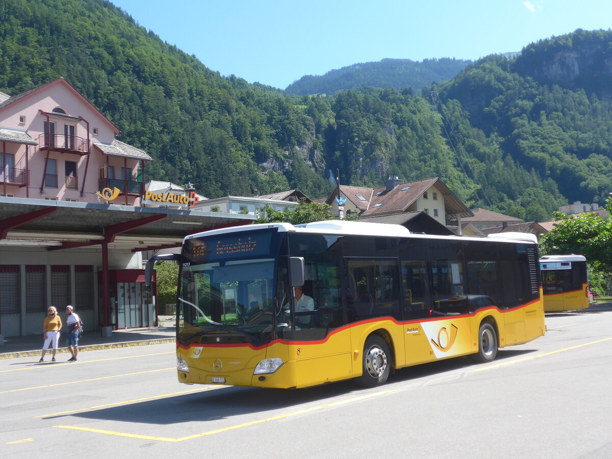 (226'263) - Fl�ck, Brienz - Nr. 22/BE 868'722 - Mercedes am 10. Juli 2021 in Meiringen, Postautostation