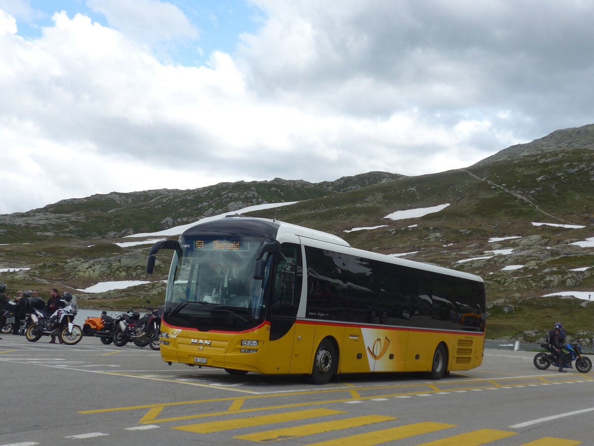 (226'285) - PostAuto Zentralschweiz - Nr. 20/OW 10'070 - MAN (ex Dillier, Sarnen Nr. 20) am 10. Juli 2021 in Grimsel, Passh�he