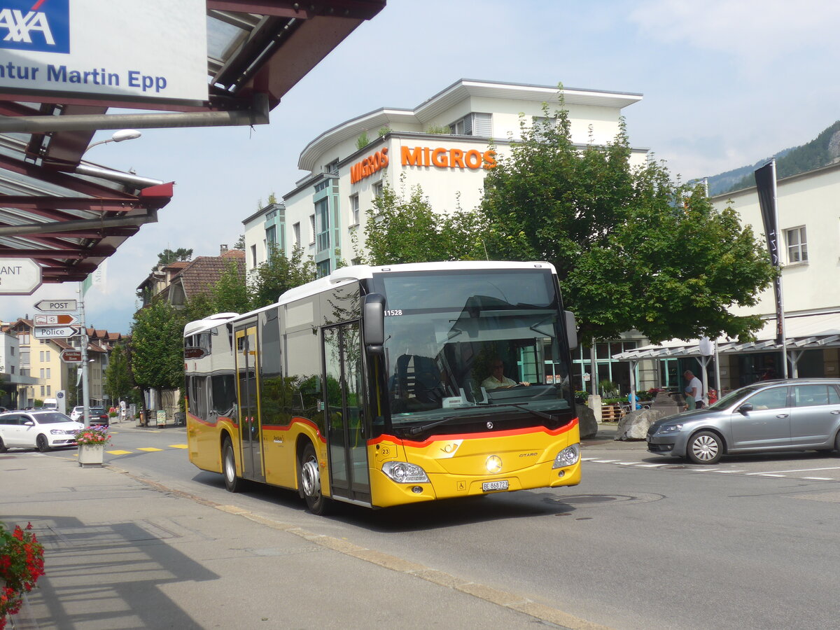 (226'708) - Fl�ck, Brienz - Nr. 23/BE 868'723 - Mercedes am 24. Juli 2021 in Meiringen, Bahnhofstrasse