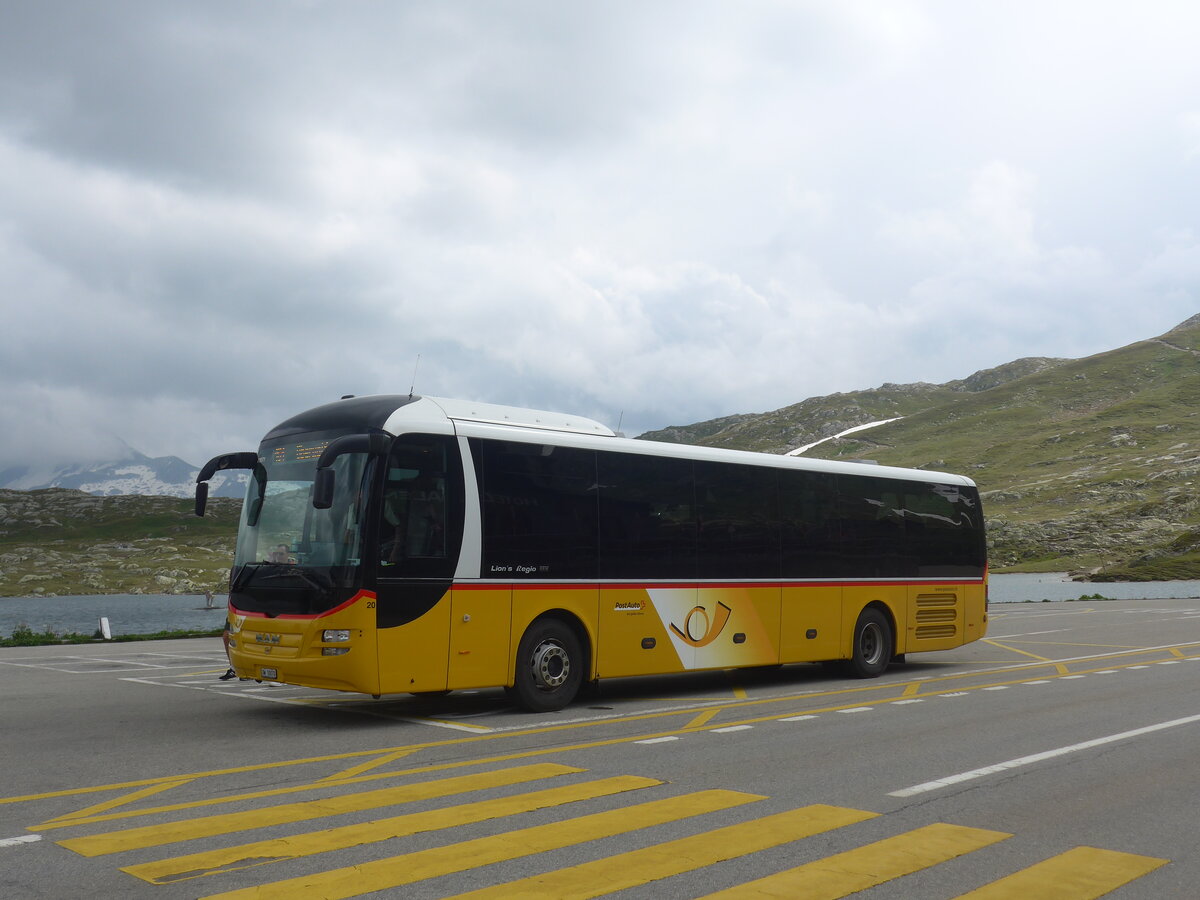 (226'745) - PostAuto Zentralschweiz - Nr. 20/OW 10'070 - MAN (ex Dillier, Sarnen Nr. 20) am 24. Juli 2021 in Grimsel, Passh�he